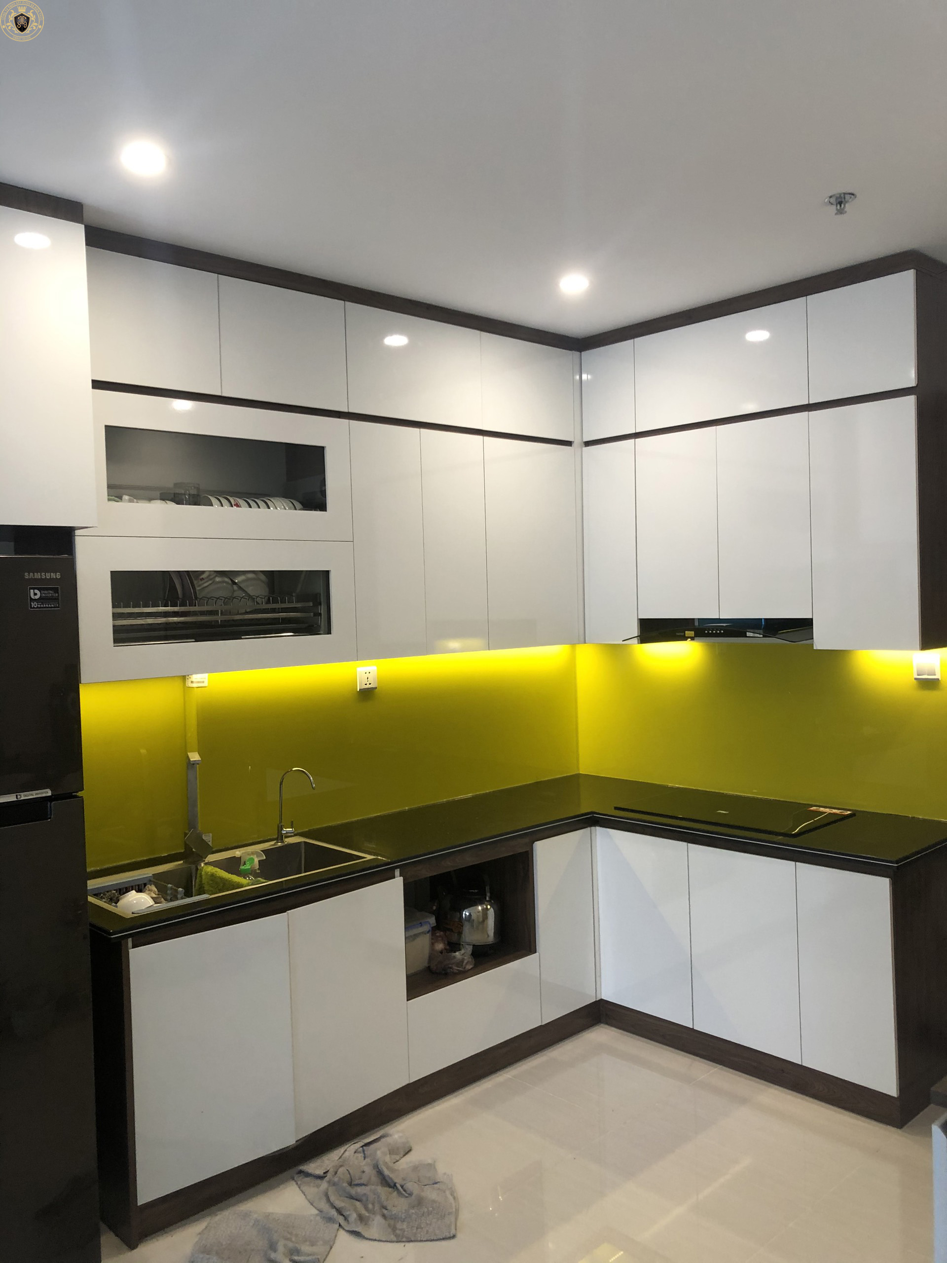 Tủ bếp gỗ công nghiệp - TB-06