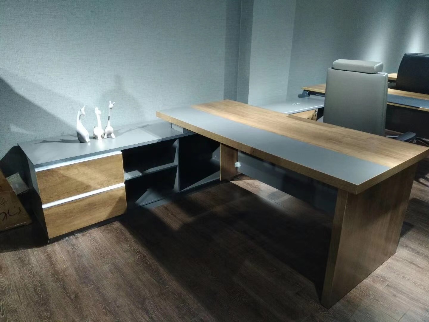Bàn giám đốc Cao Cấp - G006