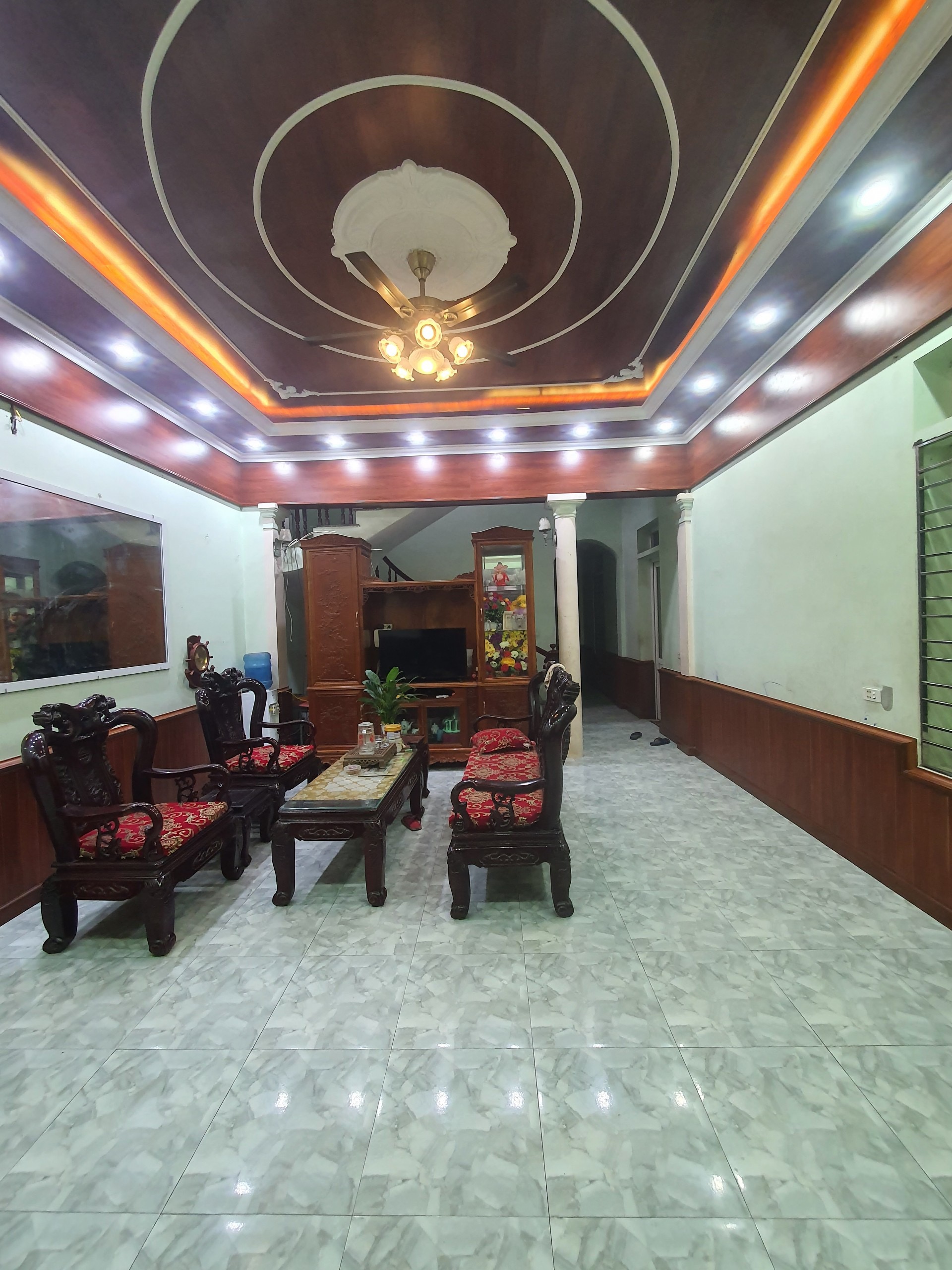 Hoàn Thiện Trần Gỗ Phòng Khách -Anh Mạnh - Văn Giang, Hưng Yên 